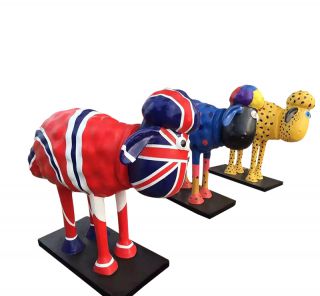 重慶現(xiàn)昭君牧羊雕塑引爭(zhēng)議