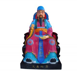 鑄銅雕塑和玻璃鋼雕塑的區(qū)別都有哪些？