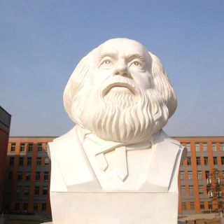 中西方雕塑的藝術區(qū)別