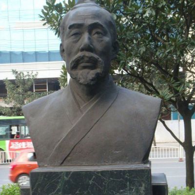 公園管仲胸像名人石雕是怎么制作出來的？