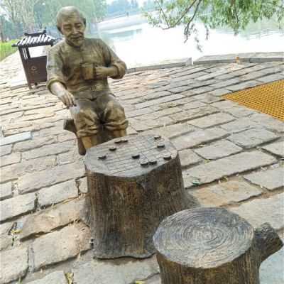 玻璃鋼樹(shù)墩，棋盤，老頭，公園情景雕塑