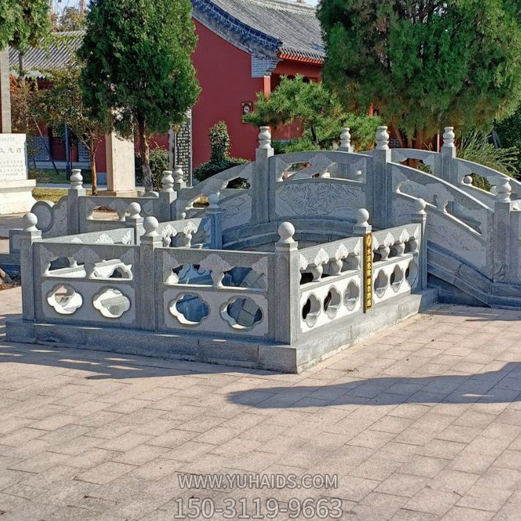 花崗巖石雕小橋，橋欄桿護(hù)欄雕塑