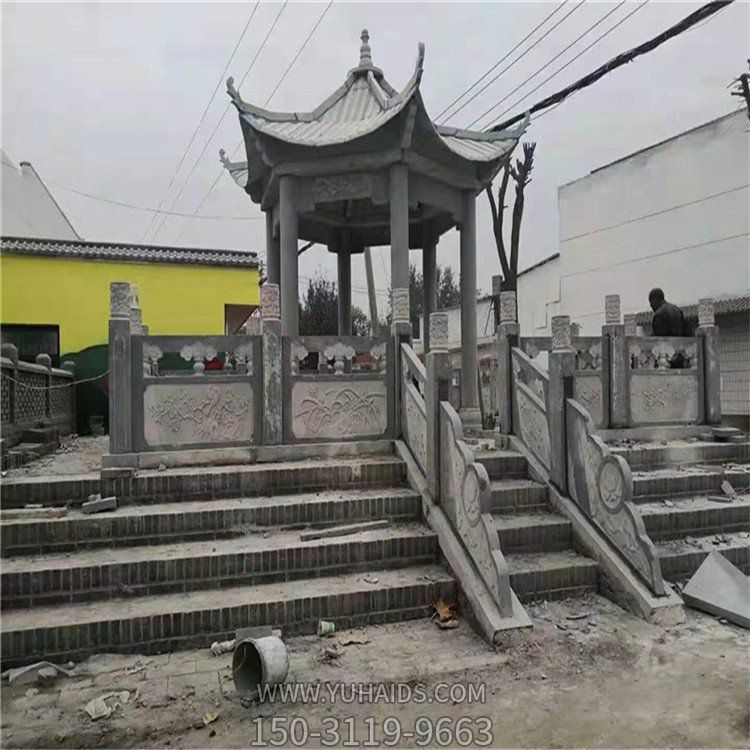 農(nóng)村文化廣場(chǎng)擺放青石仿古建筑六角涼亭雕塑