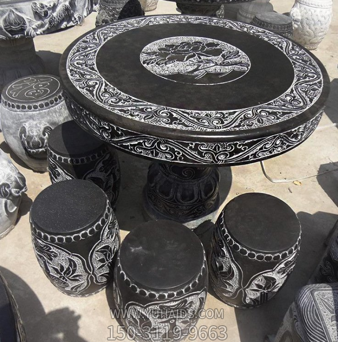 青石雕花桌凳，中式傳統(tǒng)石雕圓桌凳雕塑