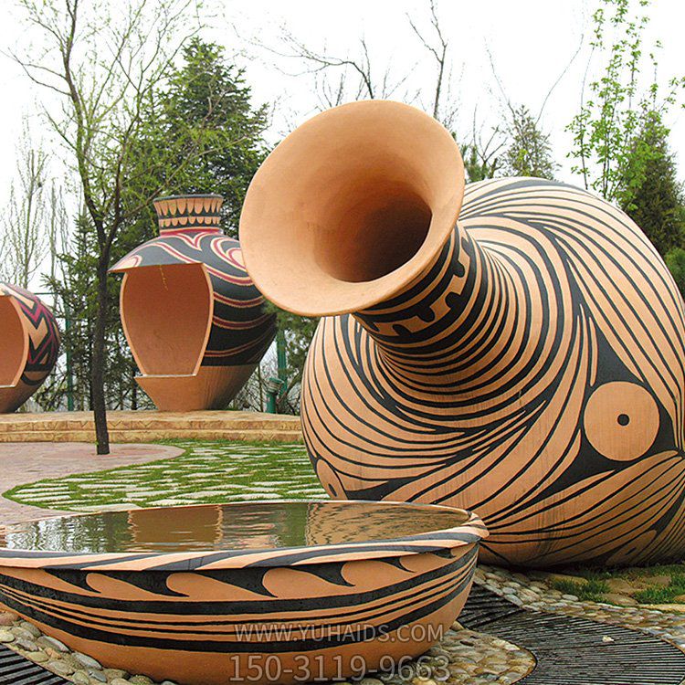玻璃鋼創(chuàng)意瓶子，休閑公園景觀雕塑
