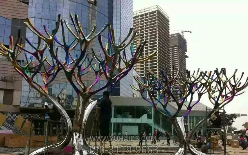 企業(yè)銀行草坪擺放不銹鋼樹(shù)枝景觀雕塑 企業(yè)銀行草坪擺放不銹鋼樹(shù)枝景觀雕塑