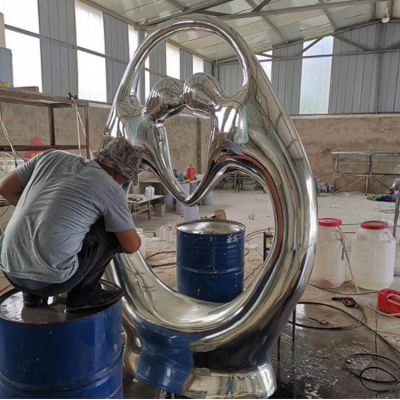 定制企業(yè)不銹鋼景觀魚雕塑需要多少錢？