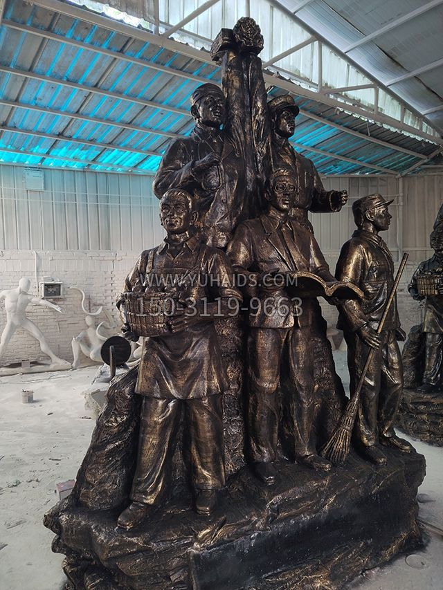 玻璃鋼仿銅勞動(dòng)人物雕塑